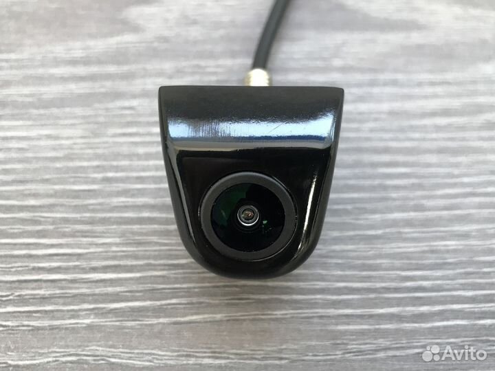 Камера заднего вида на шпильке Fisheye CCD 170