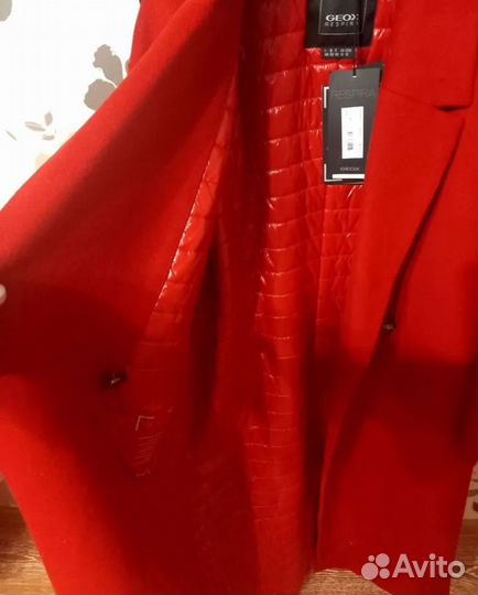 Новое демисезонное пальто Geox 48 размера
