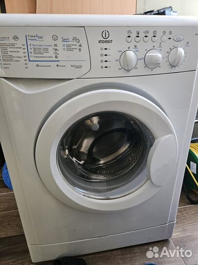 Стиральная машина indesit 5кг б/у