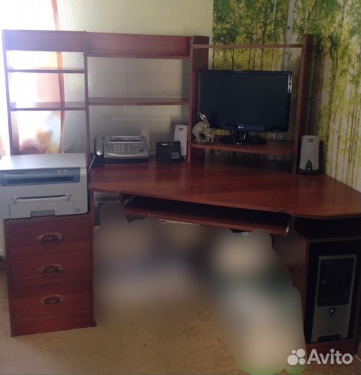 Компьютерный стол