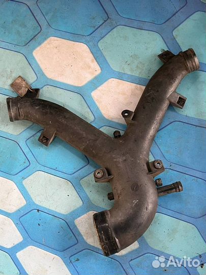 Патрубок воздуховод двс 078133351H