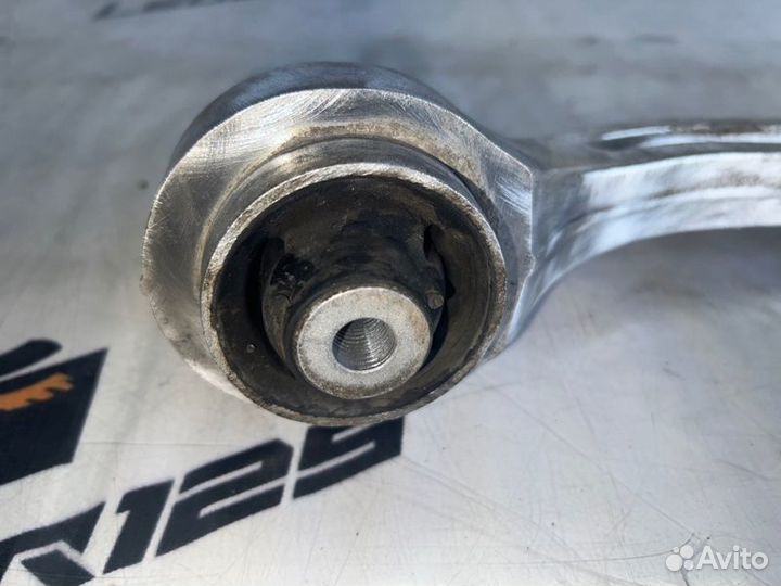 Рычаг подвески нижний передний правый Audi A6 CDY