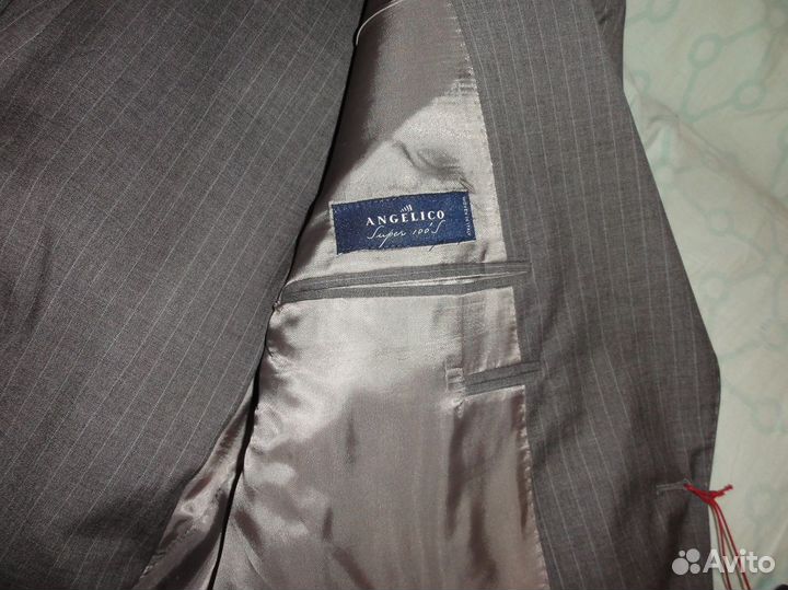 Костюм мужской новый с биркой