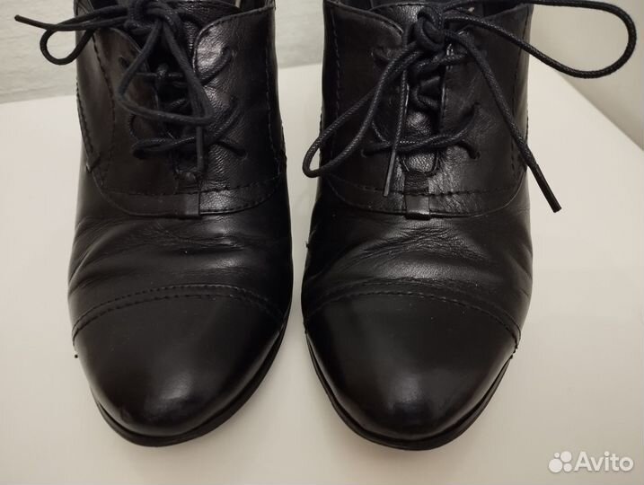 Полуботинки женские из нат.кожи,37р. Quattro Fiori