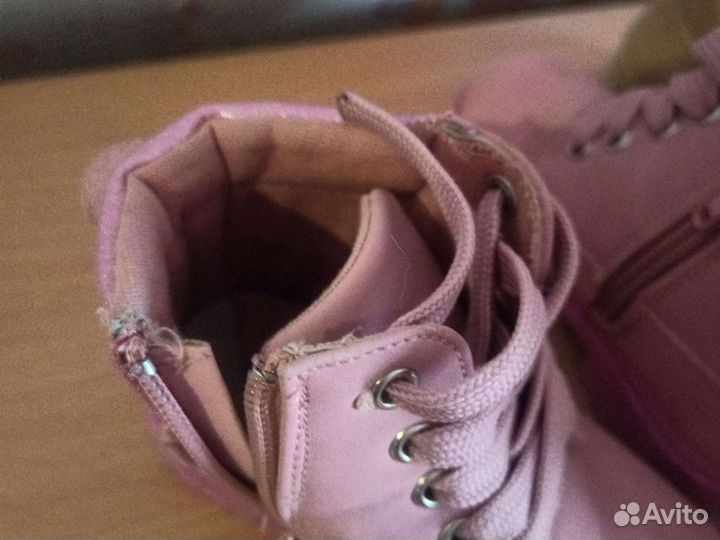 Детские ботинки