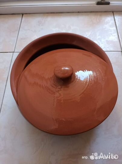 Жаровня-супница, новая, 2.5 л. Кружки со слоном