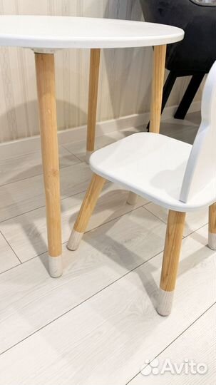 Столик и стульчик детский