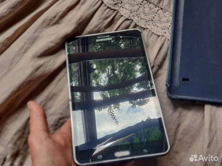 Планшет Samsung Tab 4 7.0 SM-T231