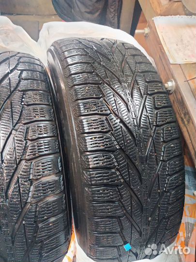 Nokian Tyres Hakkapeliitta R2 SUV 235/65 R17