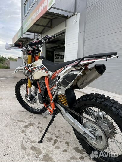RegulMoto Athlete 250 172FMM