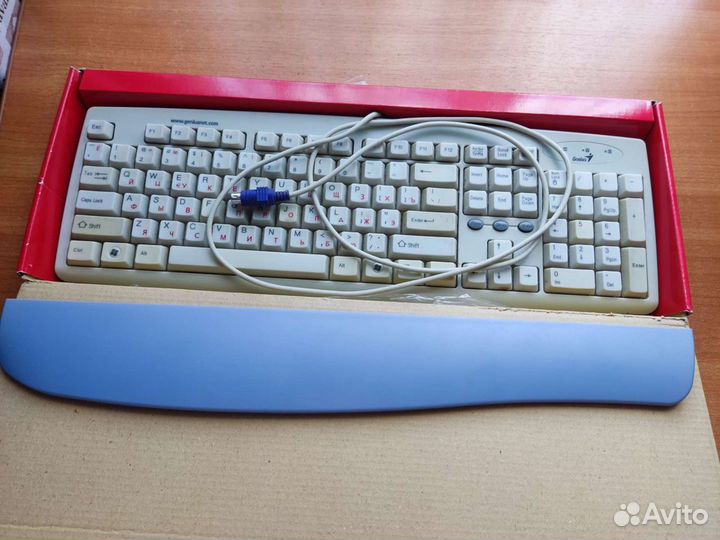 Клавиатура Genius