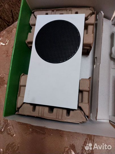 Xbox series s +1жостика