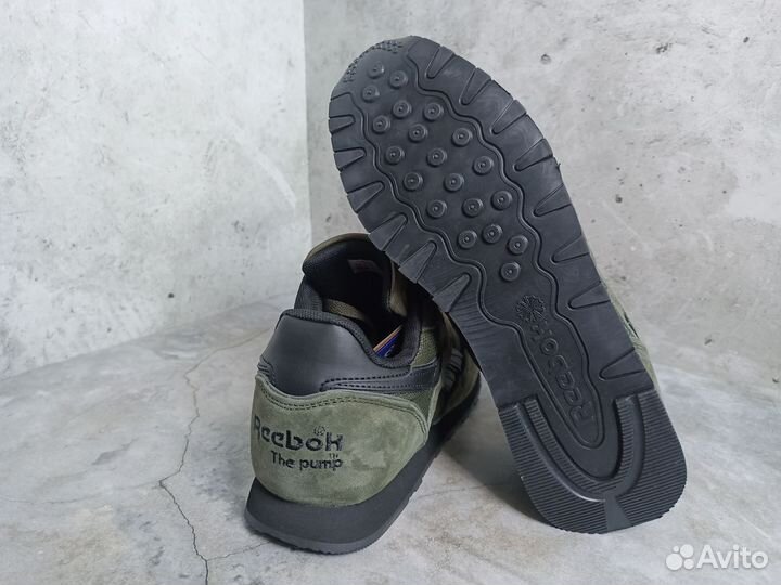 Кроссовки Reebok весенние