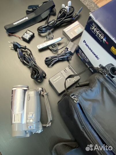 Видеокамера Panasonic NV-GS75