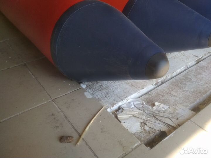 Баллоны катамарана 30 х 200см