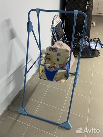 Детская качелька