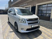 Toyota Noah 2.0 CVT, 2010, 164 000 км, с пробегом, цена 1 477 000 руб.