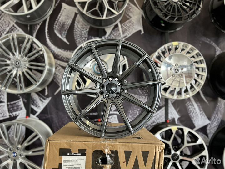 Диски 8x18 5x114.3 ET30 Gray