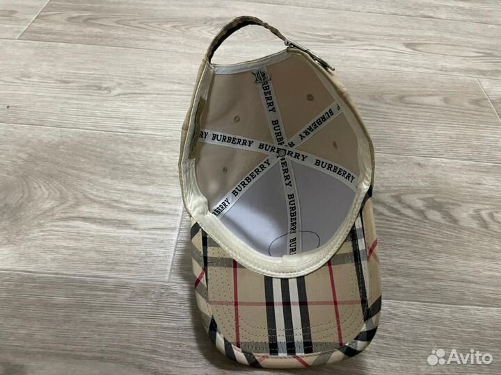 Кепка Burberry