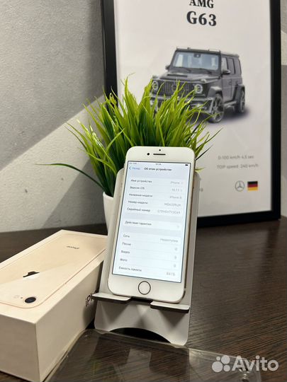 iPhone 8, 64 ГБ