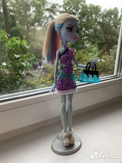 Кукла Monster High Эбби Боминейбл Скариж