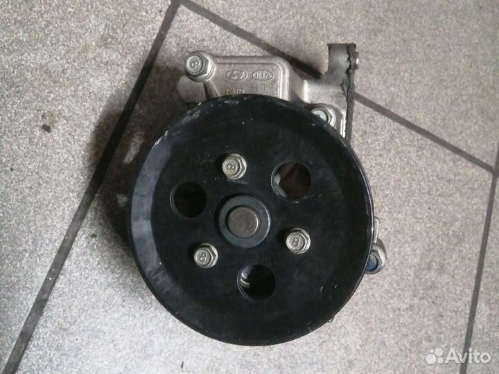 Насос водяной помпа D4HB 2,2 D4HA 2.0
