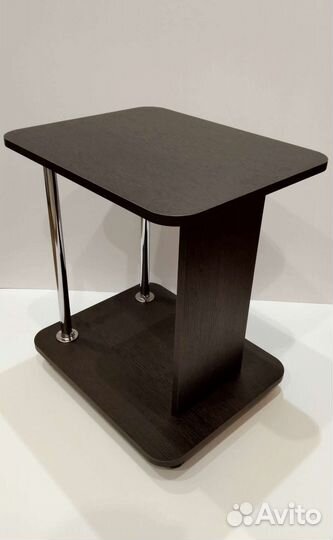 Стол журнальный с колесами