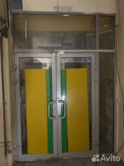 Дверь входная алюминиевая бу