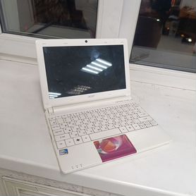 Нетбук Acer aspire one