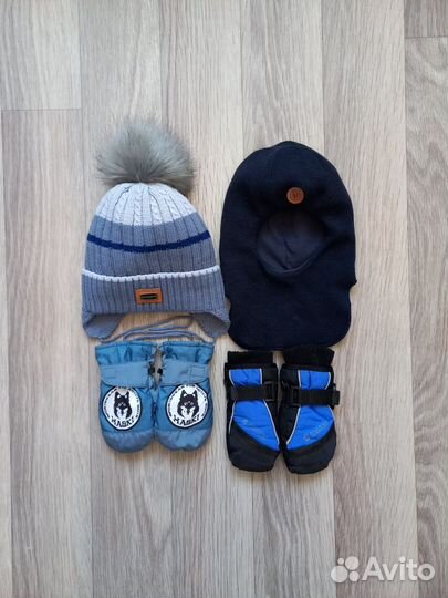 Шапки и варежки 3-4 года