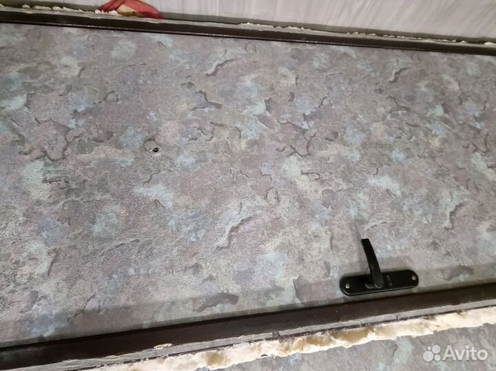 Дверь входная металлическая