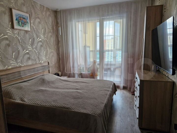 4-к. квартира, 93,5 м², 14/16 эт.