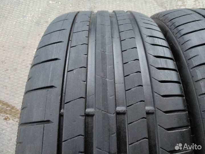 Pirelli P Zero PZ4 285/40 R23 107Y