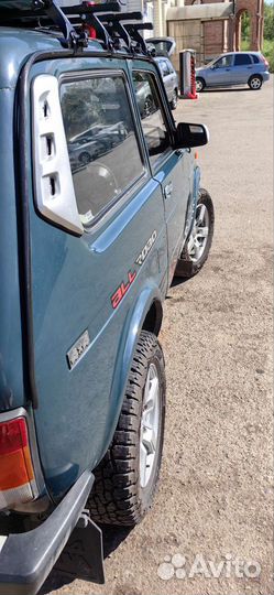 LADA 4x4 (Нива) 1.7 МТ, 2004, 126 000 км