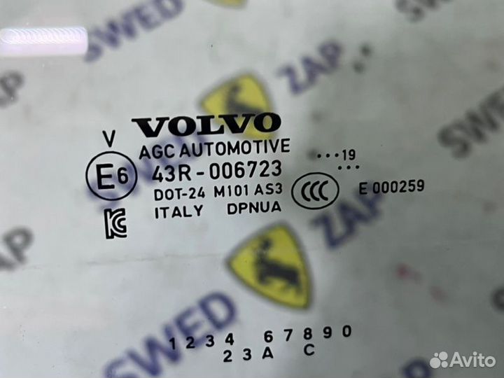 Стекло двери заднее левое Volvo Хс40
