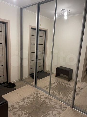 4-к. квартира, 92,4 м², 1/9 эт.