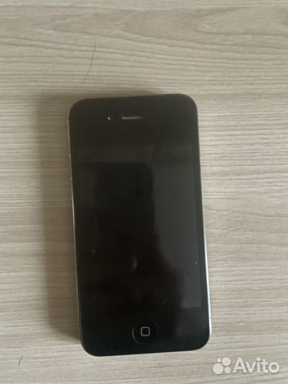 iPhone 4, 8 ГБ