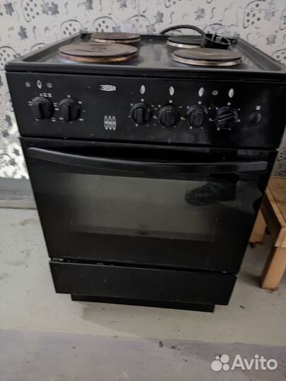 Электроплита с духовкой бу