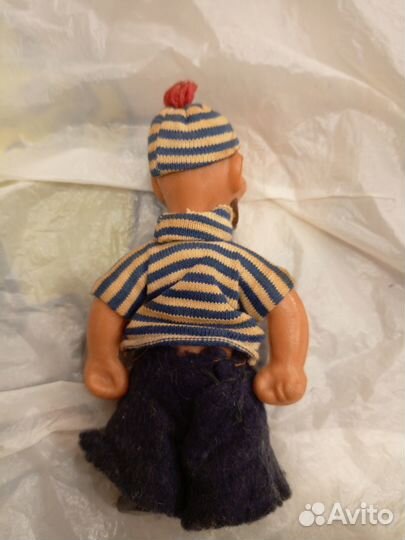 Винтажная кукла 