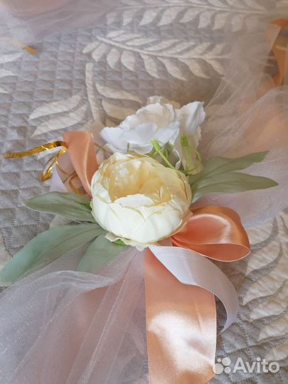 Свадебные украшения на машину