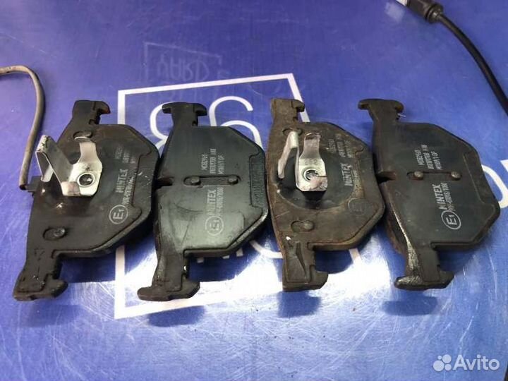 Колодки тормозные задние Bmw X5 F15 N57D30A 2014