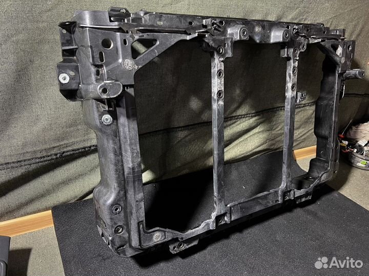 Панель передняя радиаторов Mazda CX-5 2017-нв