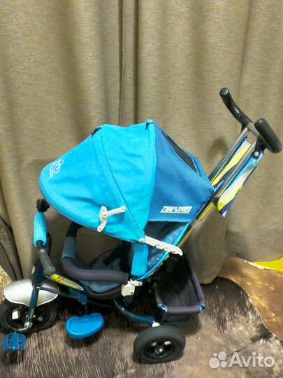 Трехколесный велосипед