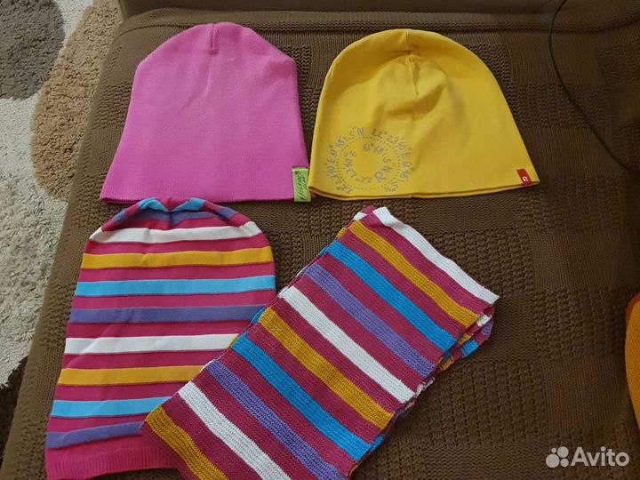 Весенние яркие шапки reima для девочки