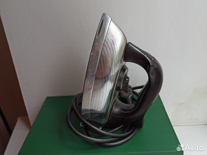 Утюг 700 Ватт EWS TYP RP 06 Германия