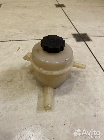 Бачок гур Kia Spectra