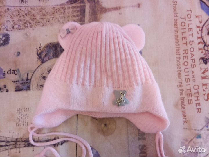 Шапка для новорожденной девочки осень