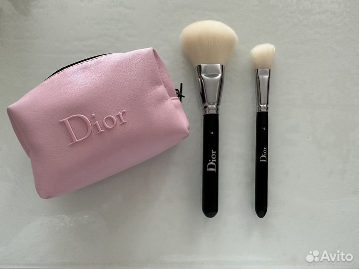 Кисти для макияжа dior