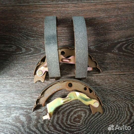 Колодки ручника Chevrolet Lacetti