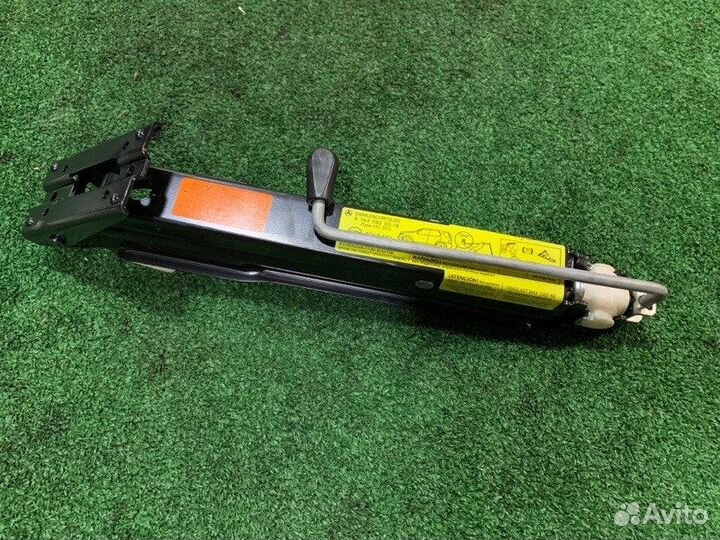 Домкрат Mercedes-Benz R-Class W251 272967 2006